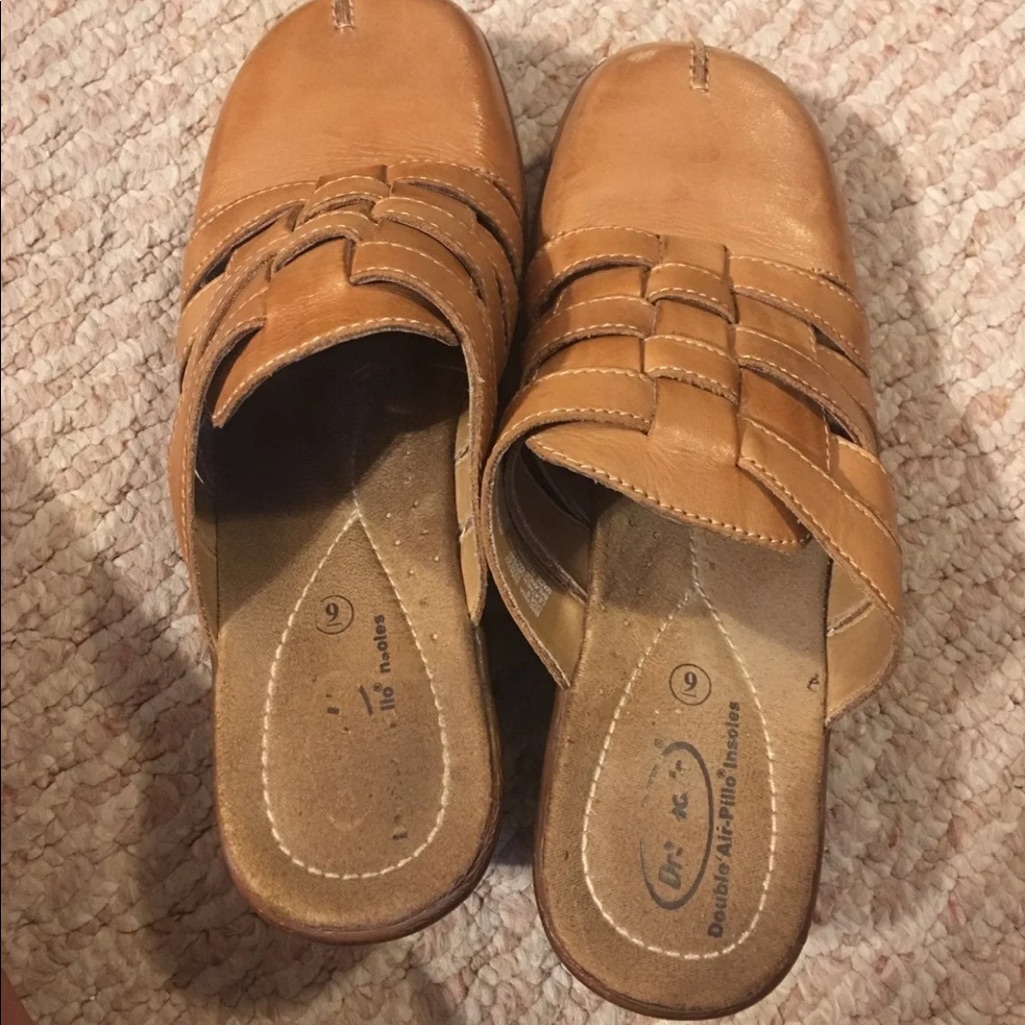 Wedge Clogs